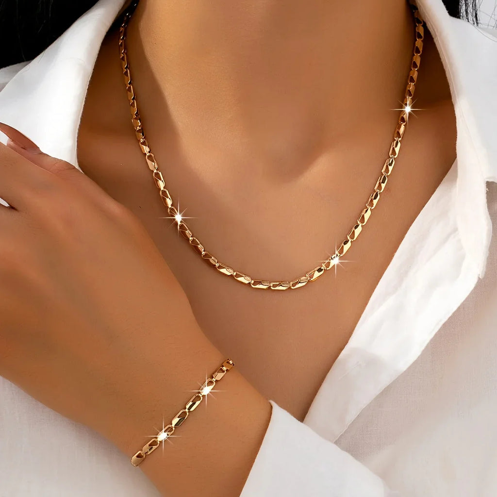 Elegancki Zestaw Naszyjnika i Bransoletki ze Złota 18K
