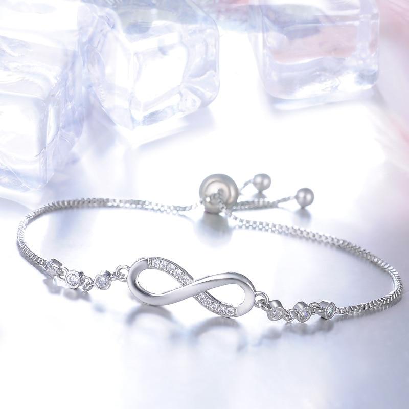 Elegancka bransoletka z różowego złota w kształcie nieskończoności